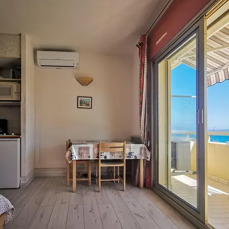 Le Lavandou, 4 Pers, A 10m, Clim, Parking - Fr-1-803-24 Apartment Le Lavandou